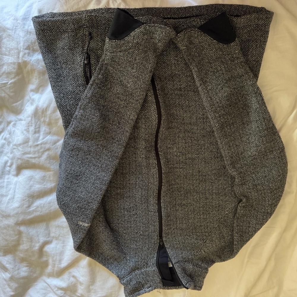 Columbia Gray and Black Women's Sweater